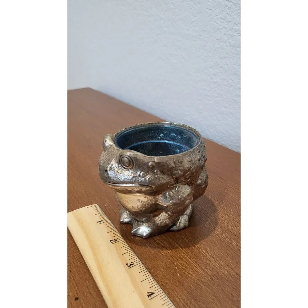 N/A frog candle
